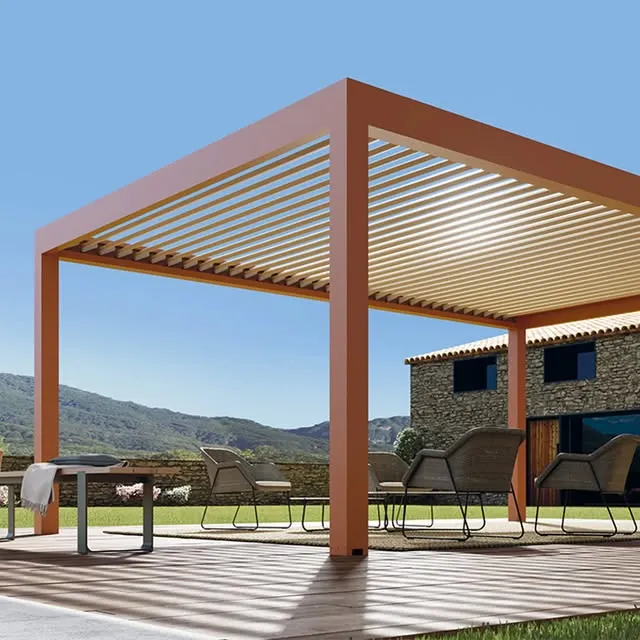 Pérgola bioclimática de aluminio instalada por Bestecnics